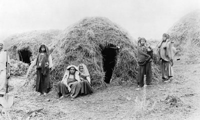 Villaggio berbero vicino a Tunisi, c.1900 da French Photographer